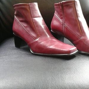 Ankle boots in by Franco Sarto